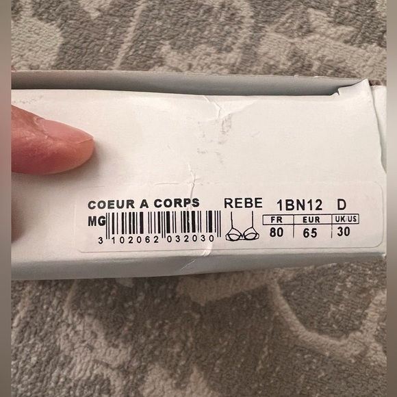 AUBADE Coeur à Corps
Underwires triangle bra - Picture 8 of 8